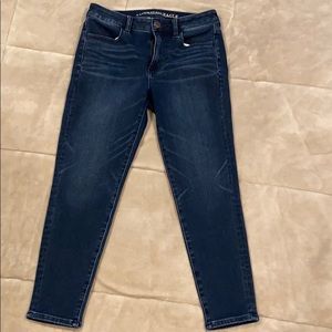 American Eagle High Rise Super Stretch Crop